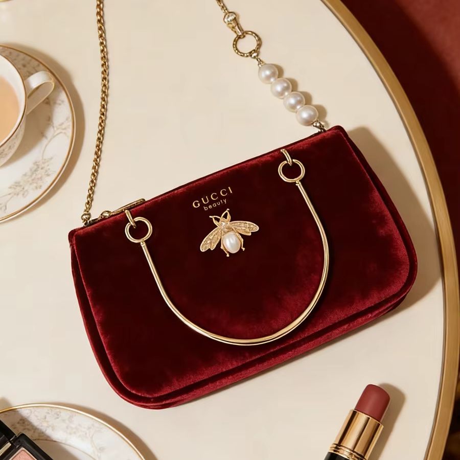 구찌 여성용 중형 와인 레드 벨벳 체인 크로스바디 화장 - Women Bags Gucci 리뷰 및 가격