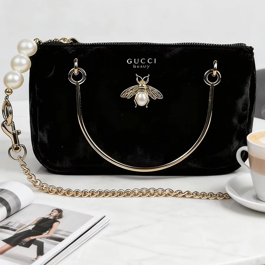 구찌 여성용 블랙 벨벳 곤충 모양 체인 크로스바디 화장 - Women Bags Gucci 리뷰 및 가격